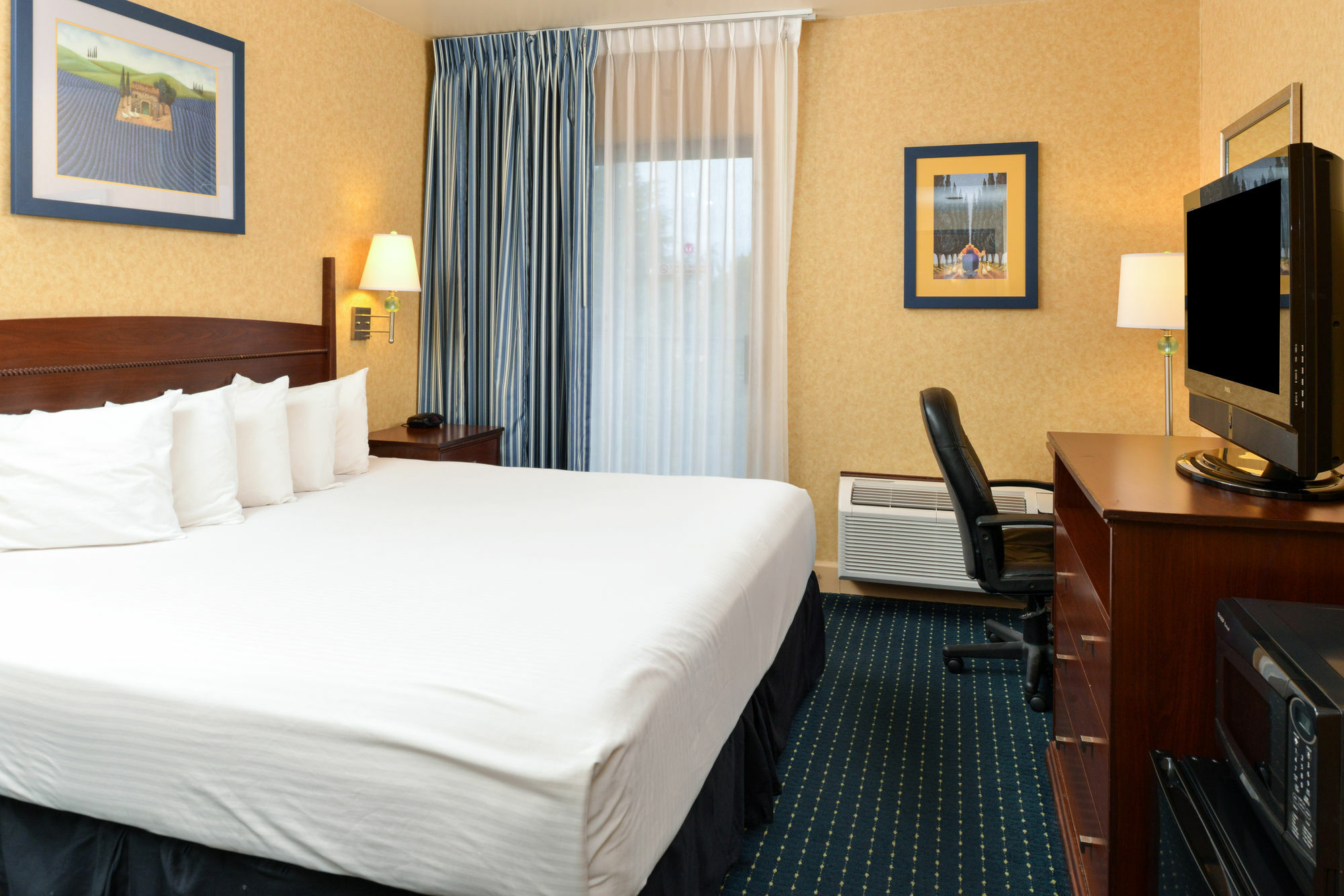 Holiday Inn - Salem By Ihg Εξωτερικό φωτογραφία